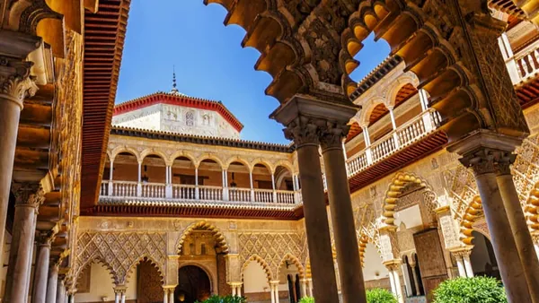 Patio del Alcazar Sevilla entrada Alcazar Sevilla Actividades entradas Sevilla