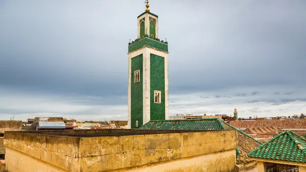 Madrasa Bou visita guiada Medina Fez Marruecos