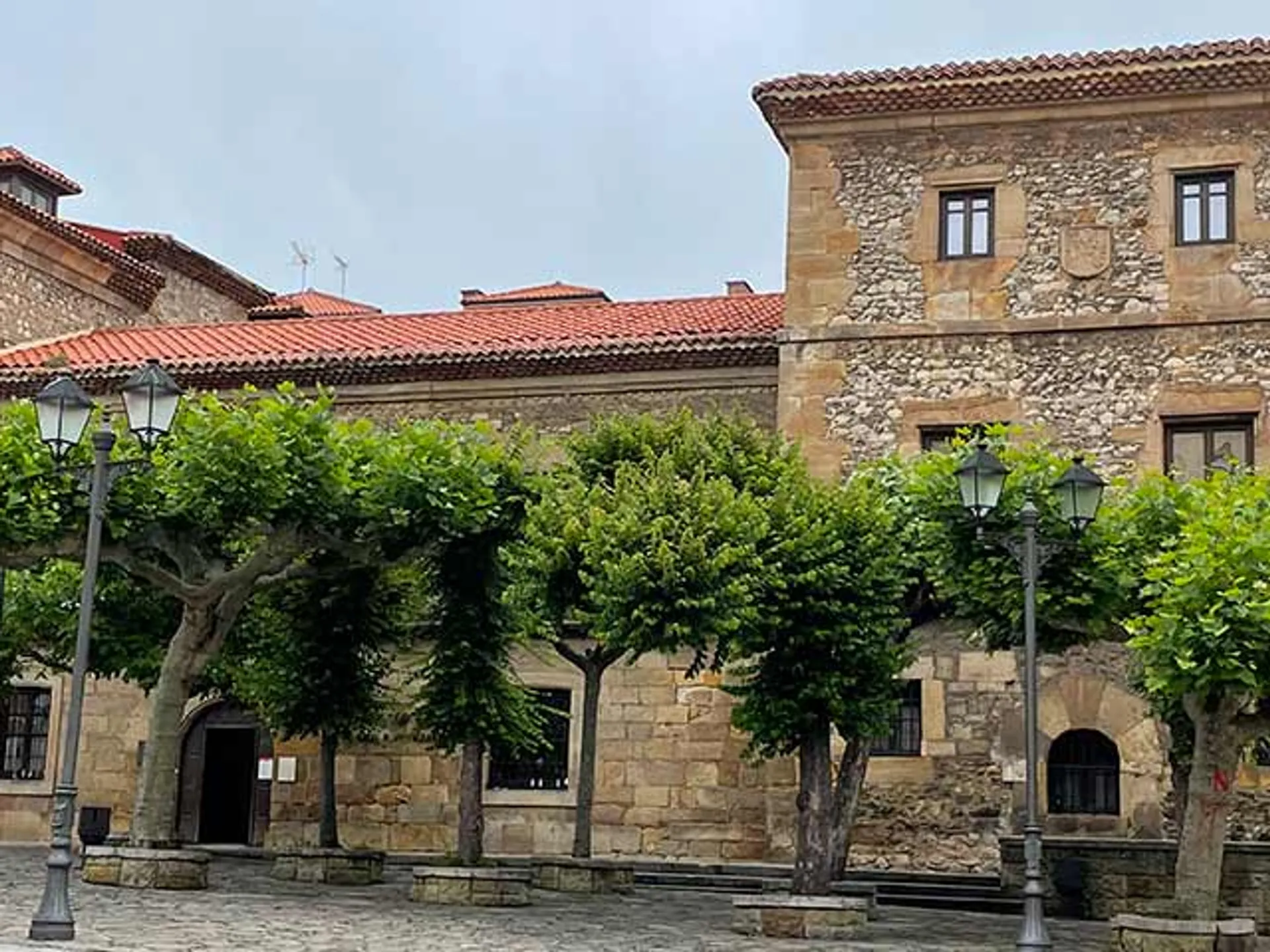 Edificio del Museo Casa Natal de Jovellanos en Gijón - Museos de Gijón - Qué ver en Gijón - Guía de Viajes Gijón - Buendía Tours