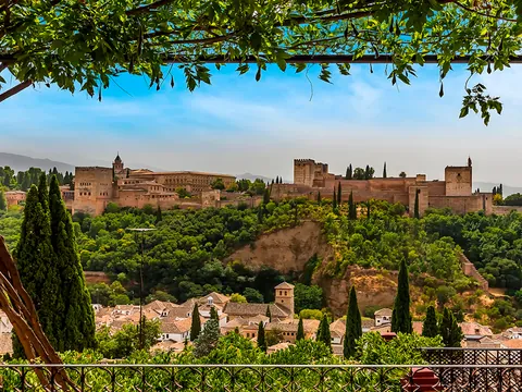 visita-guiada-albaicin-sacromonte_espectaculo-flamenco_granada_cuevas_excursion_andalucia_buendia (5).jpg