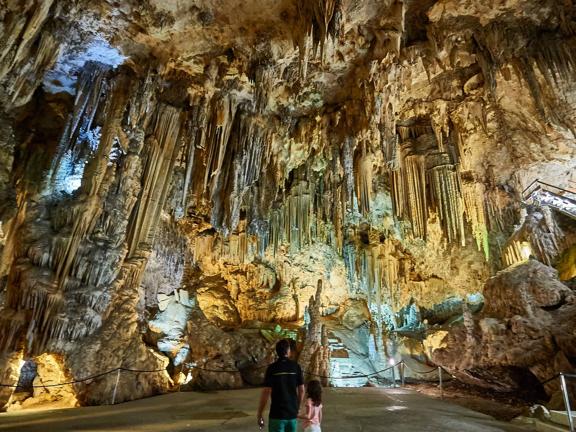 Cueva de Nerja - Qué hacer en Granada - Guía de Viajes Granada - Buendía
