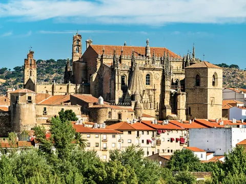 Tour por Plasencia con entradas a la catedral