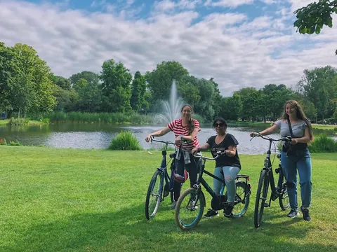 tour en Bici por Campiña Holandesa paseo en barco Asmsterdam