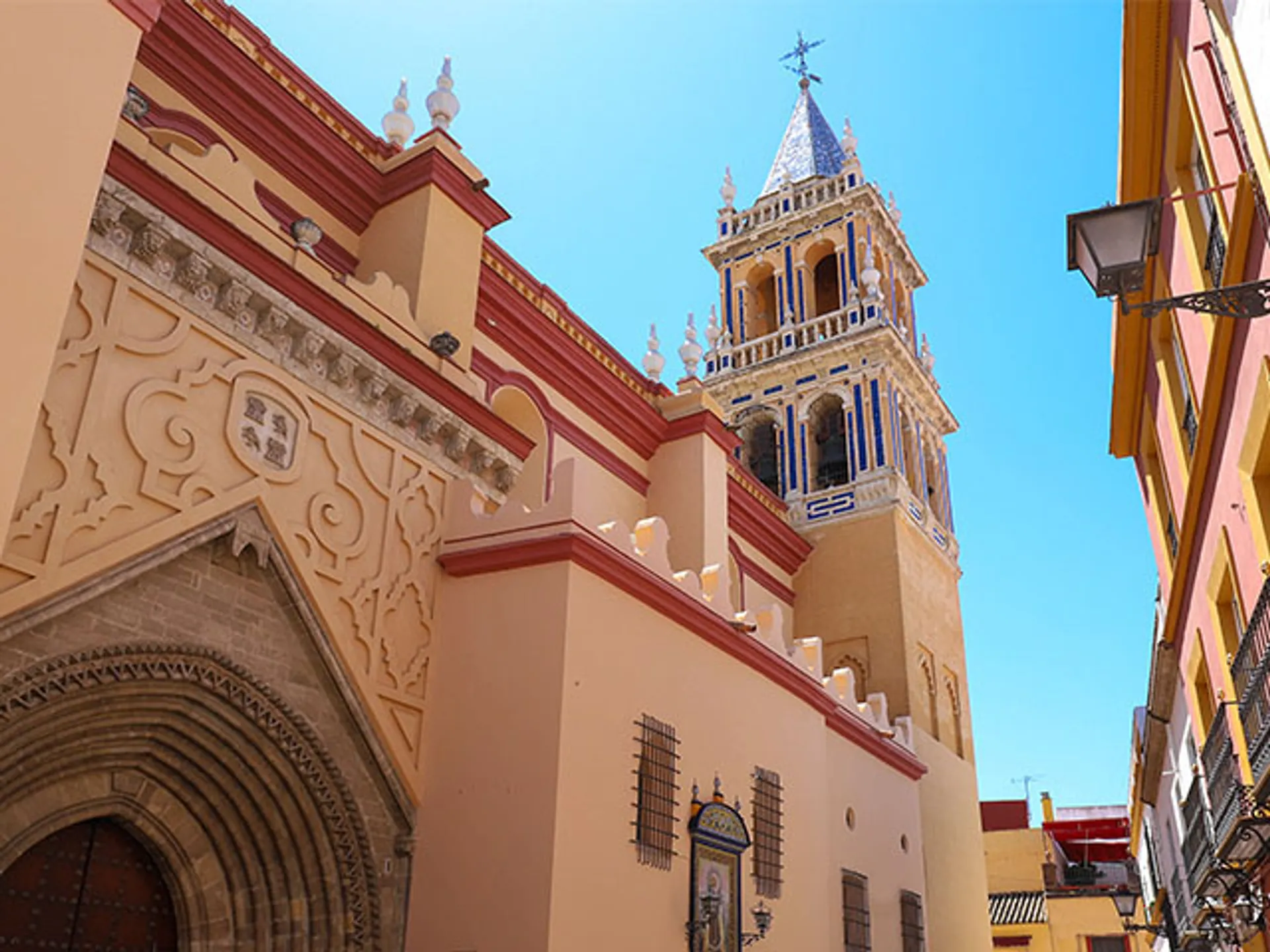 catedral-triana-santa-ana-que-ver-guia-viaje-buendiatours.jpg