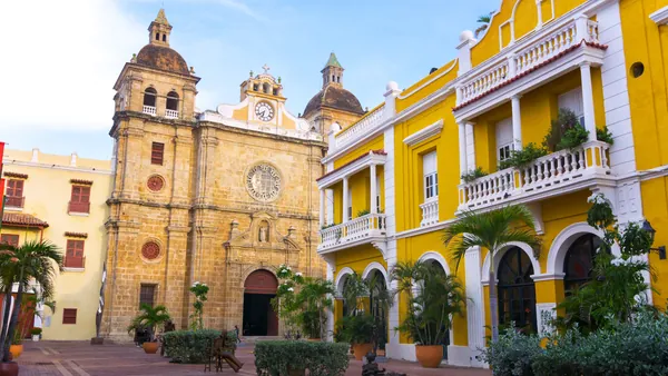tour privado Cartagena Indias Iglesia San Pedro Claver Colombia