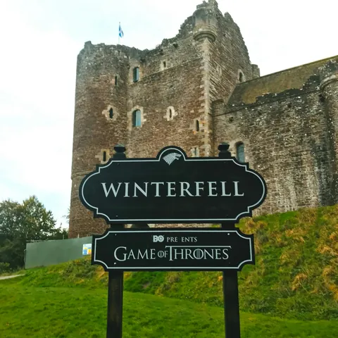 Castillo de Doune - escenario cinematográfico de múltiples producciones