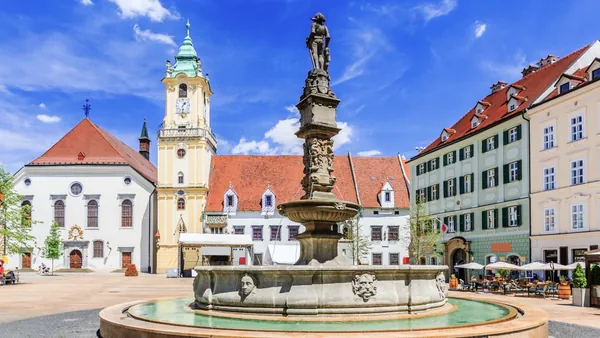 Bratislava free tour Ayuntamiento