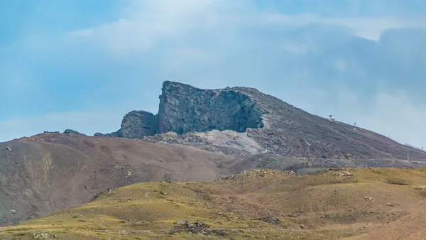 Pico Veleta excursión Sierra Nevada desde Granada Guia Montaña