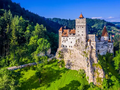 Excursión al castillo de Drácula, Peles y Brașov desde Bucarest