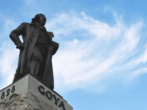 Estatua Goya visita guiada Museo Prado Madrid