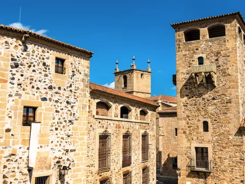 Palacio Golfines Cáceres visita con Guia