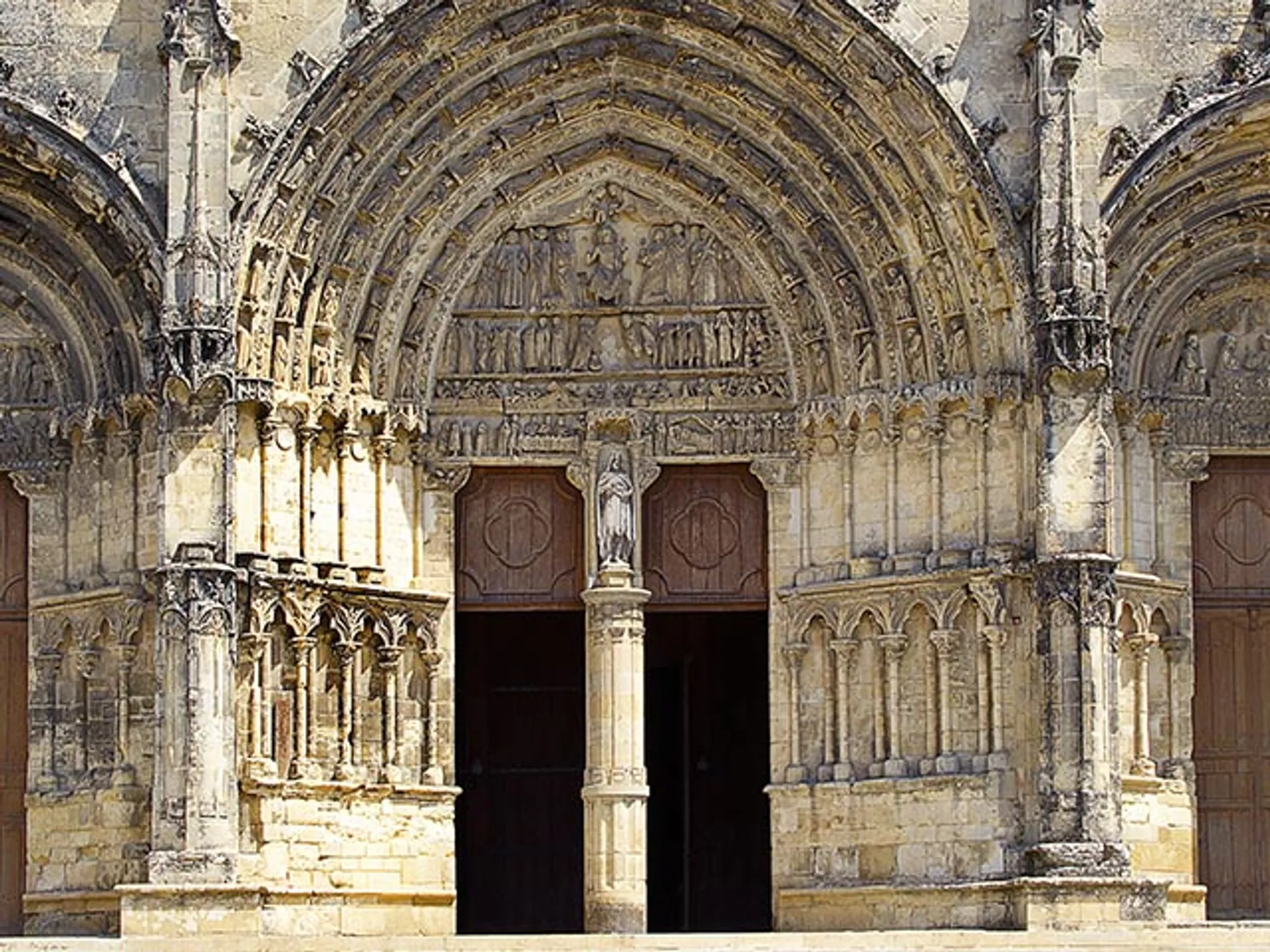 Pórtico de la Catedral de Santiago - HOME Santiago de Compostela - Guía de Viajes Santiago de Compostela - Buendía
