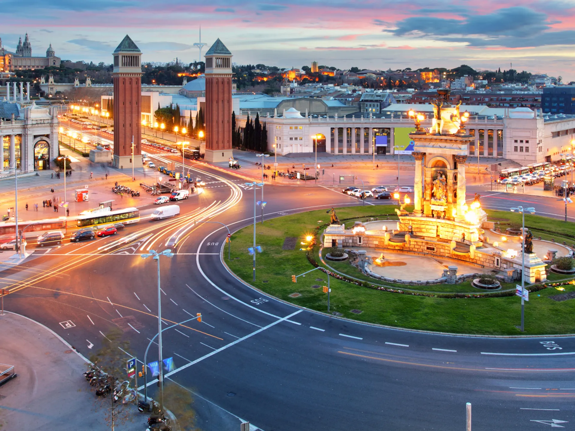 Vista de la Plaza de España de Barcelona - Plaza de España de Barcelona - Qué ver en Barcelona - Guía de Viajes Barcelona - Buendía Tours
