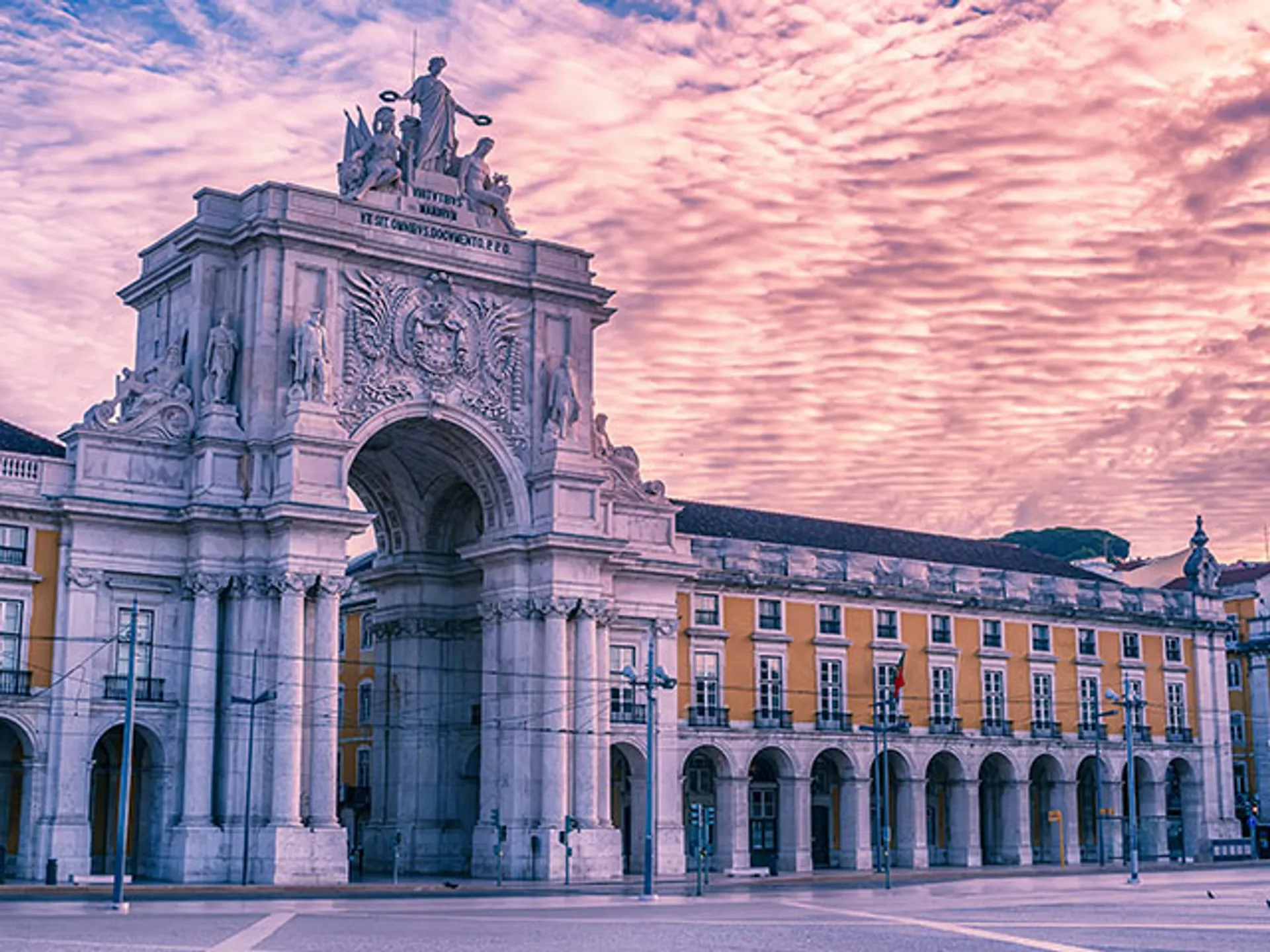 Atardecer en el Arco da Rua Augusta en Lisboa