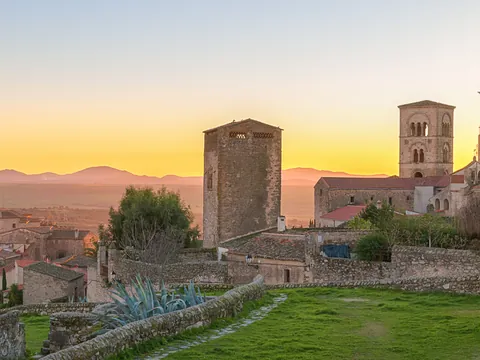 Trujillo atardecer visita guiada Cáceres Extremadura