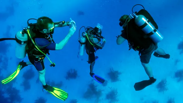 Buceo barco Menorca Inmersion Diving S'algar Salgar Mahon islas Baleares