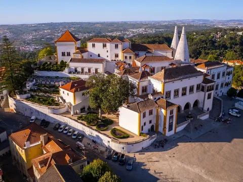 Vista aérea del Palacio Nacional en Sintra