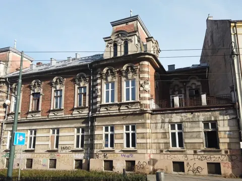 Edificio del recorrido del Holocausto en Cracovia