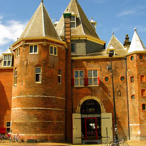 De Waag-Ámsterdam que ver-Guía de viaje