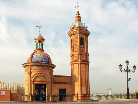 Castillo San Jorge Triana free tour por el Barrio de Triana visitas guiadas y excursiones en Sevilla