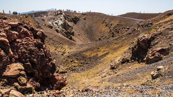 Crucreo islas Volcanicas Santorini Puesta de Sol Oia Sunset paseo en barco Tradicional Griego Nea Kameni Volcal Palea Kameni Hot Spring Thirassia Grecia