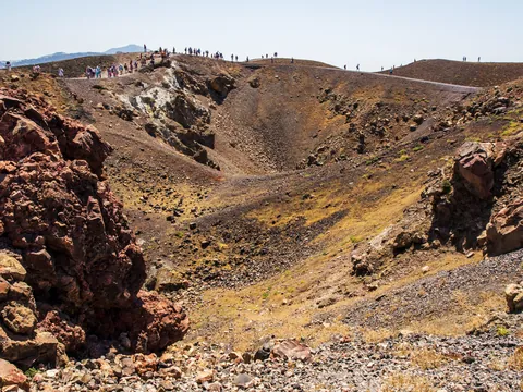 Crucreo islas Volcanicas Santorini Puesta de Sol Oia Sunset paseo en barco Tradicional Griego Nea Kameni Volcal Palea Kameni Hot Spring Thirassia Grecia