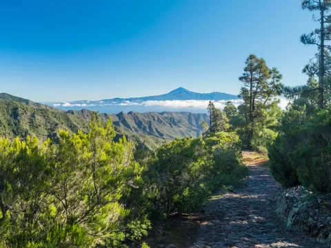 Vista panorámica con el pico del Teide al final de la imagen, Tenerife