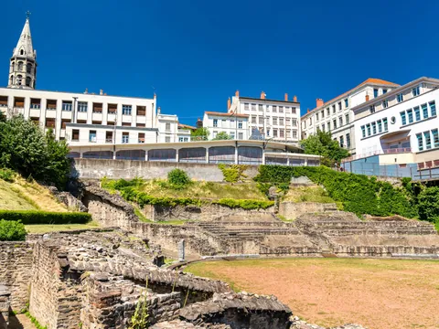 Anfiteatro Romano tour a Pie Croix Rouse Lyon español