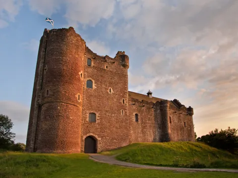Castillo de Doune al atardecer