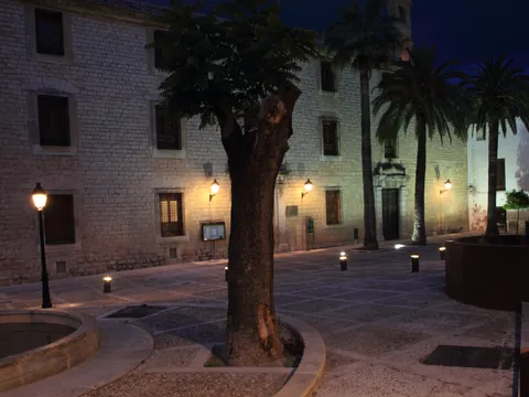 tour misterios leyendas Jaen visita guiada noche Atardedecer