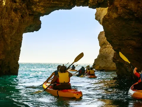 Ruta Kayak Doble Cuevas Cala en Porter alquiler Canoa Kayak excursión Baleares Menorca