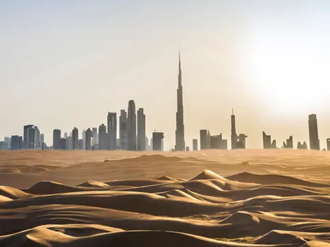 Safari Premium Dunas Rojas Deierto Dubai Oasis Dinerat Marmoon 4x4 paseo Camello Henna Alcones Danzaespectaculo Sandboarding Barbacoa Emiratos Arabes