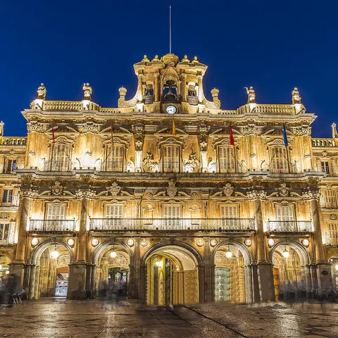 Plaza Mayor de Salamanca - Las 15 Plazas de España que no te puedes perder - Blog - Buendía Tours