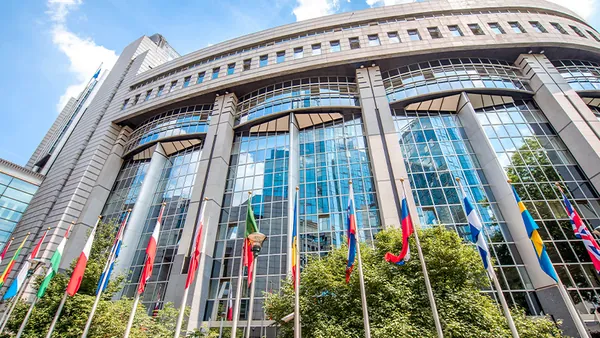 Flags of the European Union discover how the EU was created in Free Tour Brussels EU