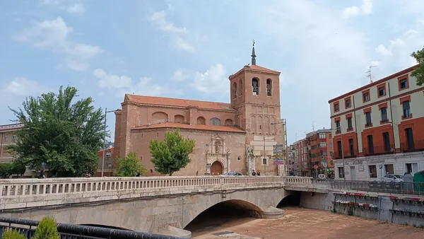 Iglesia en Medina del Campo, Valladolid