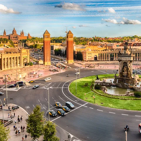 Vista de la Plaza de España de Barcelona - Plaza de España de Barcelona - Qué ver en Barcelona - Guía de Viajes Barcelona - Buendía Tours