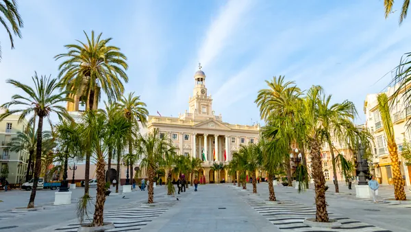 Ayuntamiento visita guiada Cádiz entradas