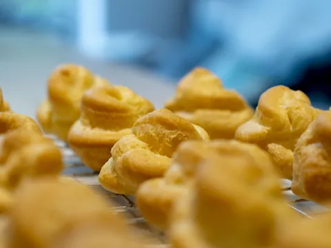 Maritozzo con panna Buendía Tours