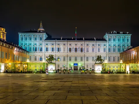 Durant el recorrido guiado pasaremos por delante del Palazzo Reale.
