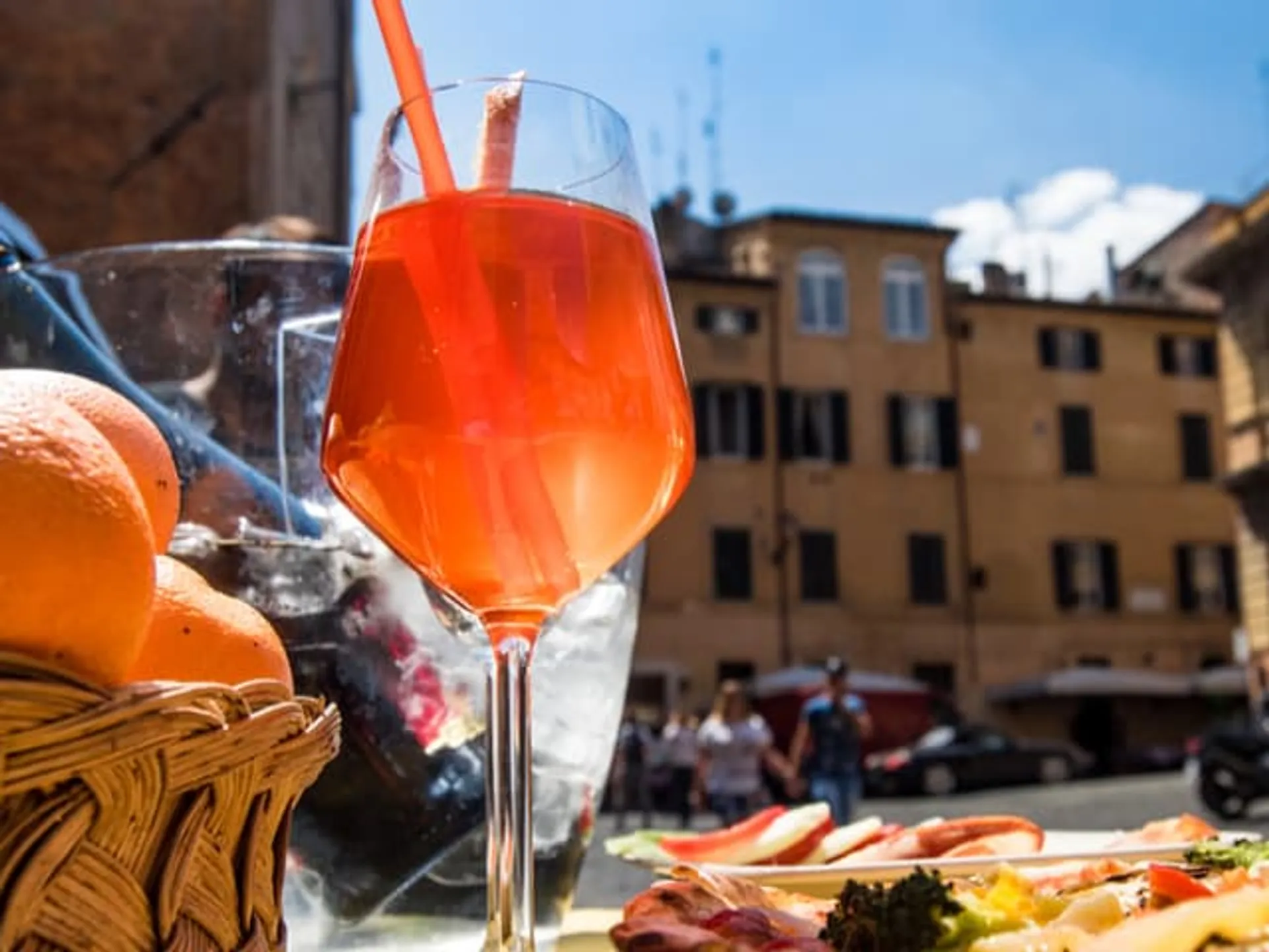 Los mejores Spritz, el aperitivo de Roma-Fiesta en Roma-Qué hacer en Roma-Guía de Viajes Buendía Tours