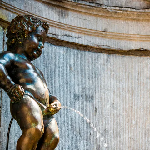 Manneken Pis en Bruselas - Buendía Tours