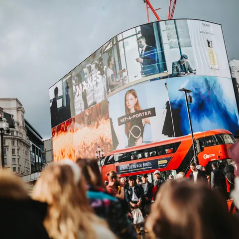 piccadilly circus