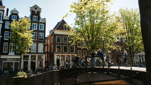 Free tours en Ámsterdam para empezar a descubrir la ciudad con contexto