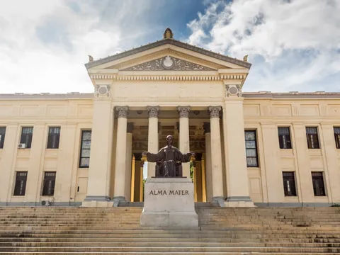 universidad-central-habana.jpg