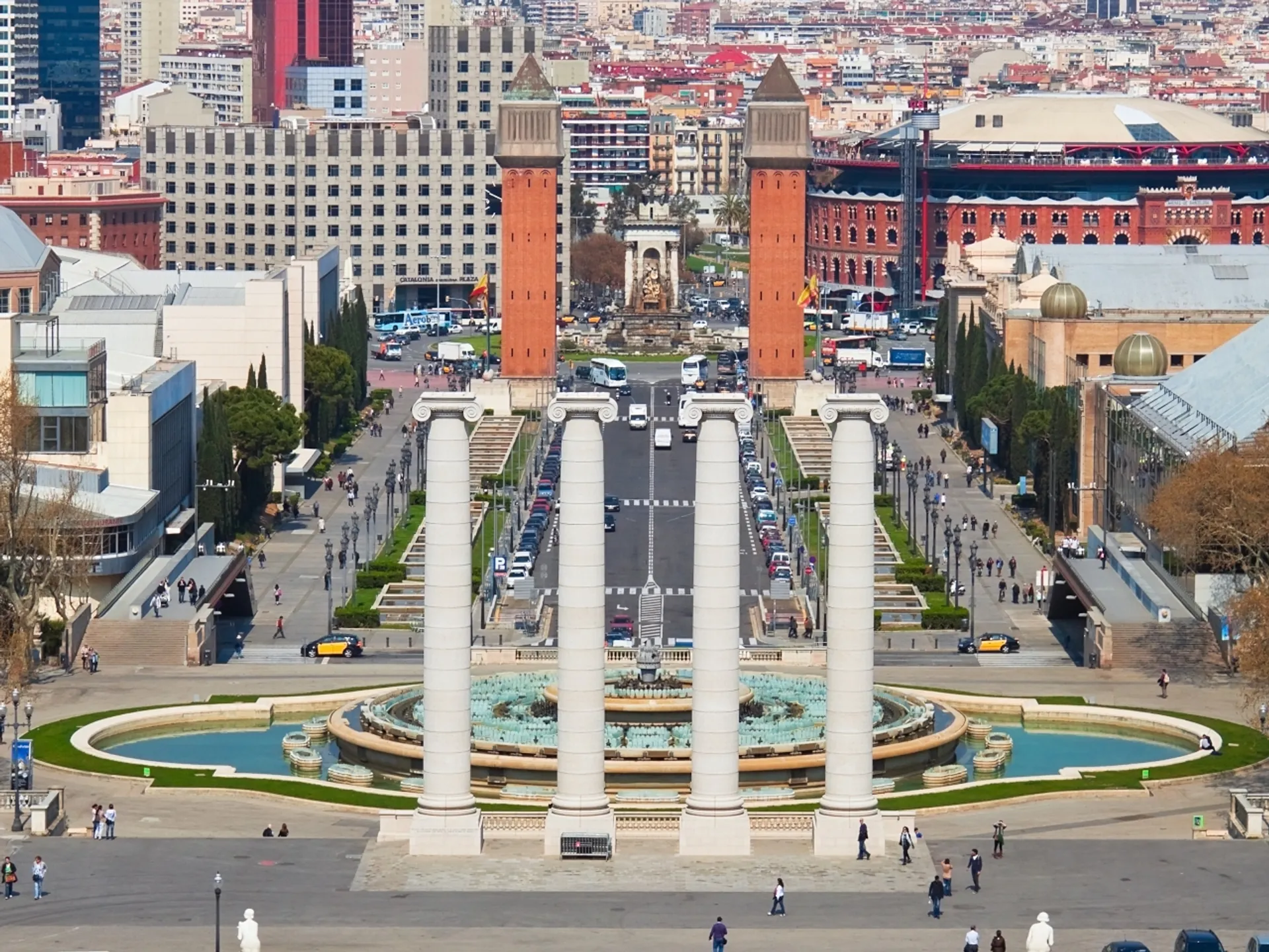 Vista de la Plaza de España de Barcelona desde Montjuïc - Plaza de España de Barcelona - Qué ver en Barcelona - Guía de Viajes Barcelona - Buendía Tours