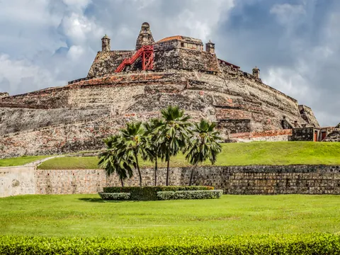 tour privado Cartagena Indias Muralla Castillo San Felipe Barajas Colombia