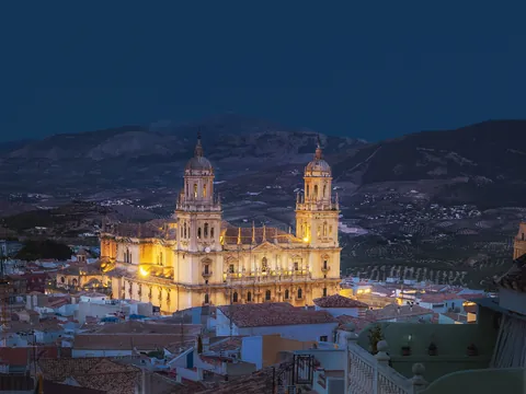 tour-misterios-leyendas-jaen_visita-guiada-noche_atardedecer_andalucia_buendia (5).jpg