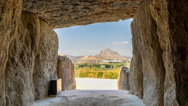 visita guiada Dolmenes Antequera Málaga