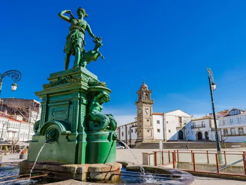 excursión a Coruña Betanzos desde Santiago Compostela visita guiada Fuente Diana Galicia