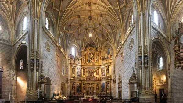 plasencia-catedral-visita_2.jpg